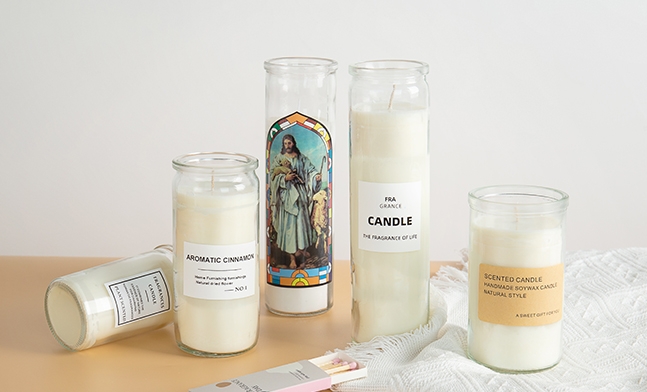 Fabricantes de tarros de velas de vidrio personalizados de China