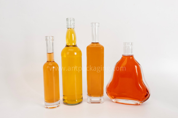 GLASS LIQUOR BOTTLES